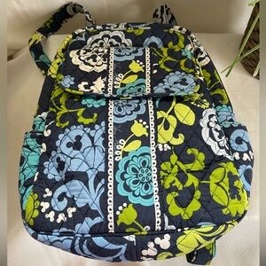 Vera Bradley Disney 2pc Where’s Mikki Quilted Backpack Floral Pattern